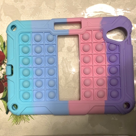 iPad mini 6th generation rainbow case - Picture 3 of 7